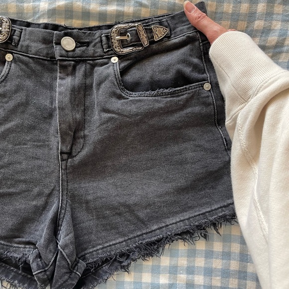 BLANK NYC WASHED BLACK DENIM BARROW SHORTS | Sz 26 - Picture 7 of 9